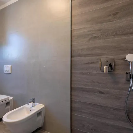Lovely In With Private Swimming Pool, Be Inside Or Outside * Kavran